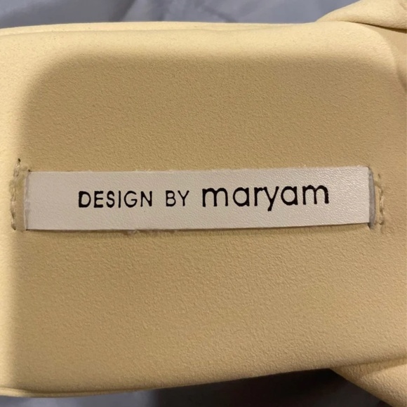 Platform Sandals - Picture 4 of 5